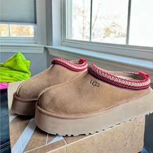 UGG Tazz Suede Platform Clog Slippers